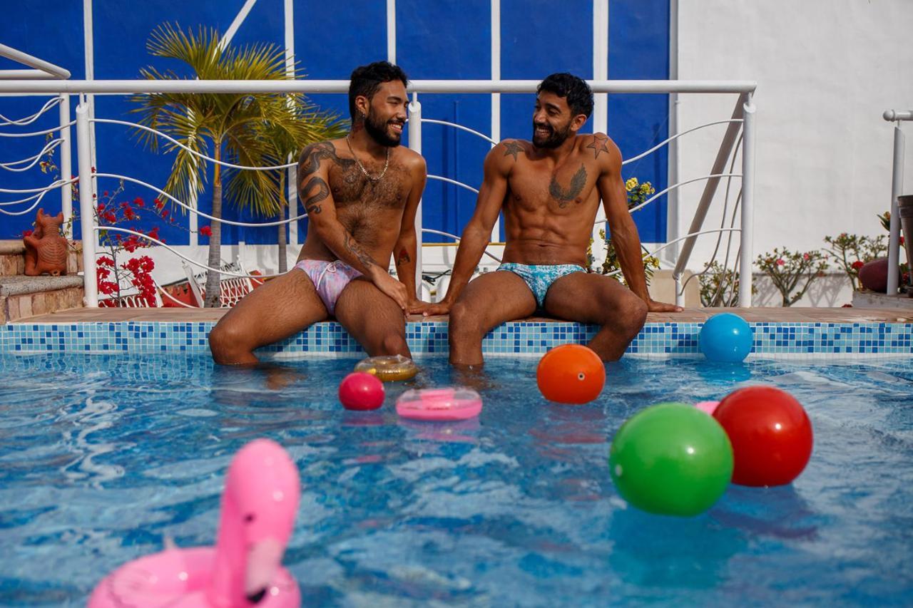 La Iguana Vallarta Lgbt Adults Only - Romantic Zone - Party Clubbing Street Puerto Vallarta Kültér fotó