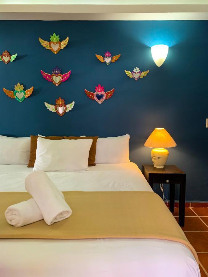 La Iguana Vallarta Lgbt Adults Only - Romantic Zone - Party Clubbing Street Puerto Vallarta Kültér fotó